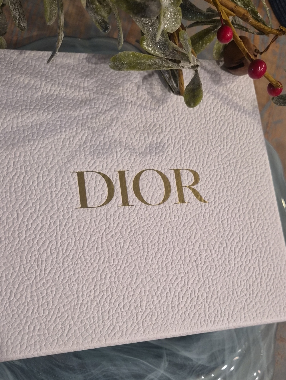 DIOR Box